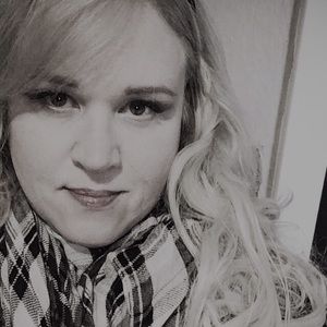 COPY - Meet your Posher, Shannon